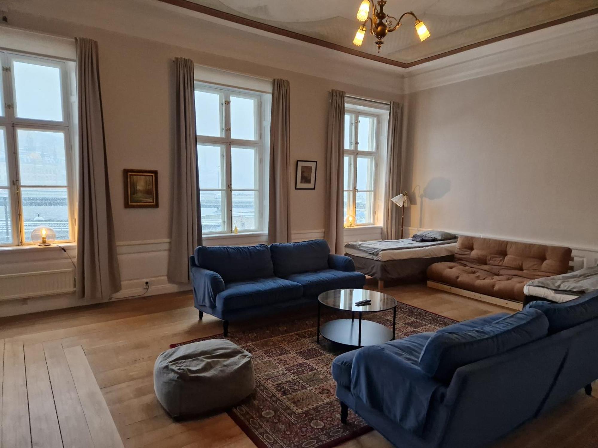Home Inn Mrt19 Stockholm Bagian luar foto